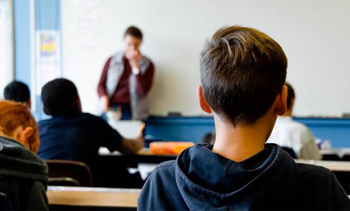 Cruce por la crisis educativa: el Gobierno culpó al kirchnerismo por el histórico deterioro en las Pruebas PISA
