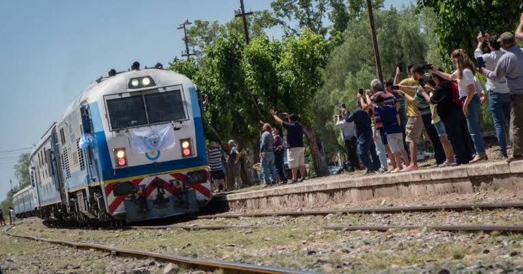 Ajuste estratégico en el Tren de Cercanías: Mendoza ratifica la adenda para integrar el servicio de pasajeros y de cargas