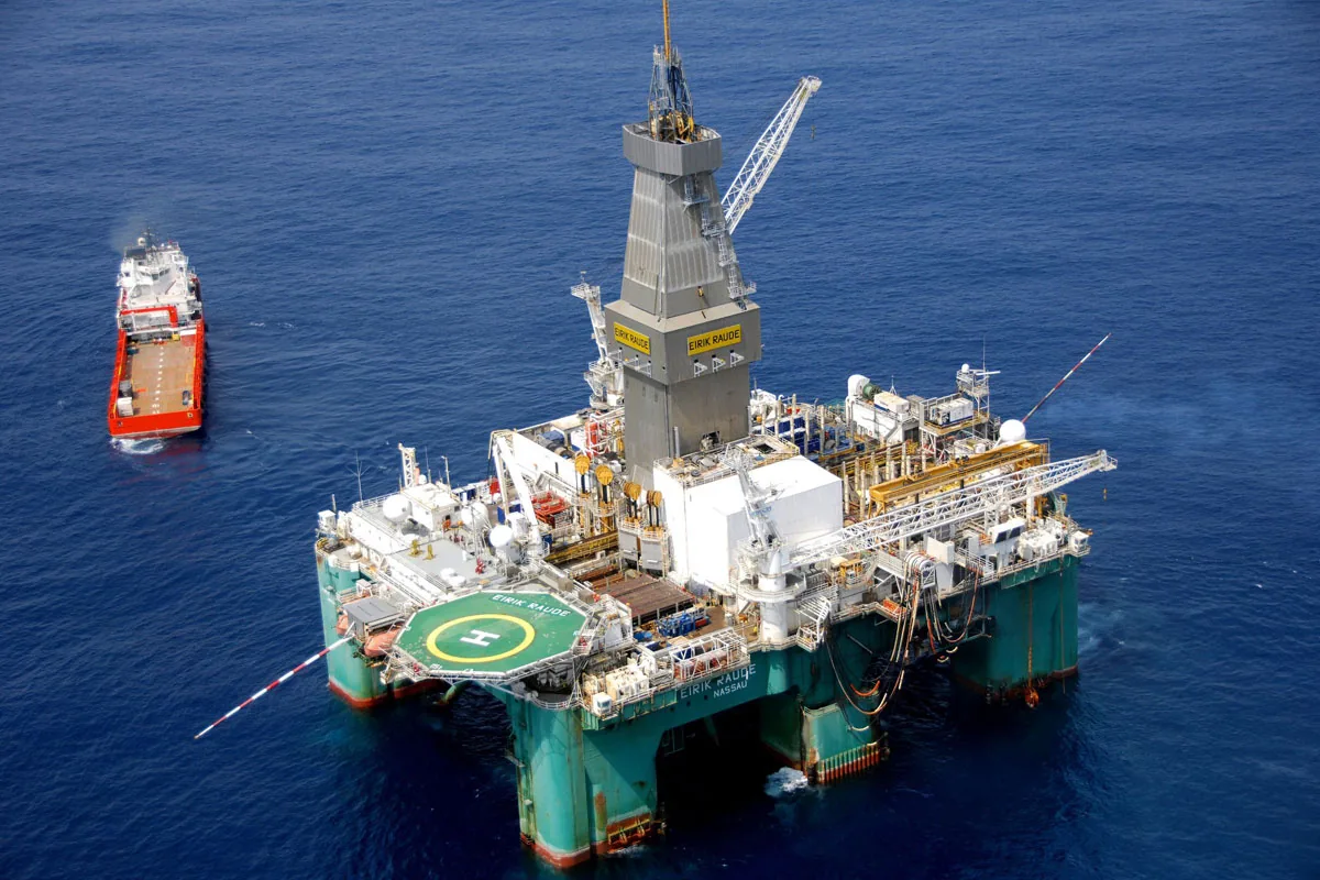 Soberanía e inversiones: las tres gigantes petroleras del mundo rechazaron operar en Malvinas y respaldan la ley argentina